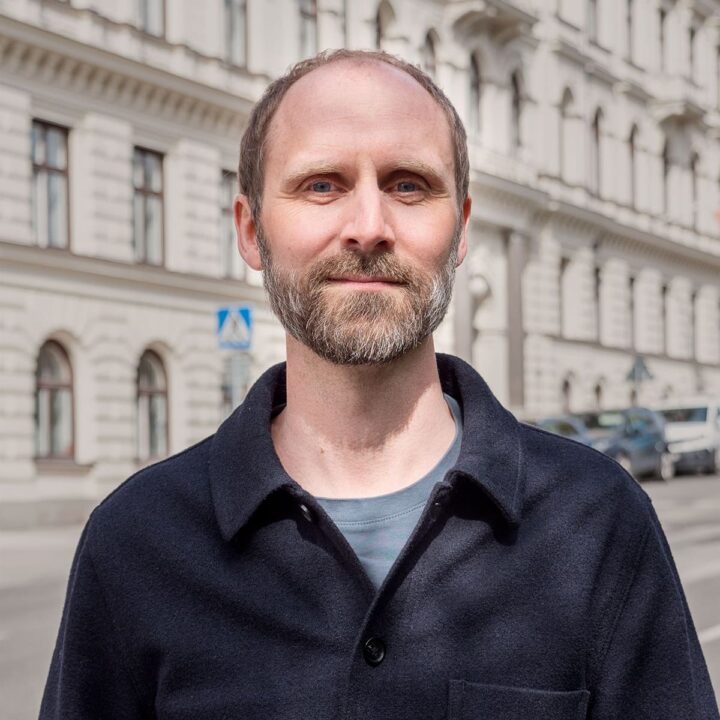 Profilbild på Martin Malm vid Humlegården i Stockholm